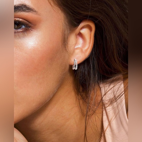 NWT Chunky Hoop Earrings for Women, Trendy 14K Gold or Silver Plated Available - Picture 11 of 13